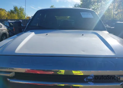 2014 Ford F-250 Xlt z USA, uszkodzony, nr VIN 1FT7W2BT2EEA60128